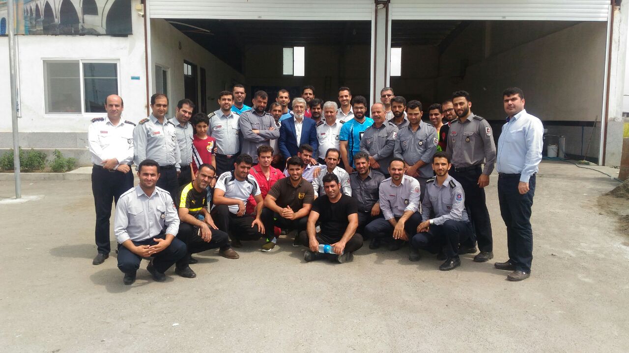 آموزش آتش نشانان 10 شهر استان طی دو روز درسازمان آتش نشانی بابل برگزار شد.