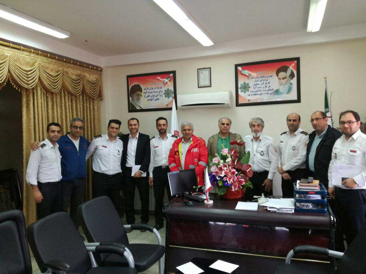 تبریک آتش نشانان به مهندس دابوئیان در روز ولادت مولود کعبه