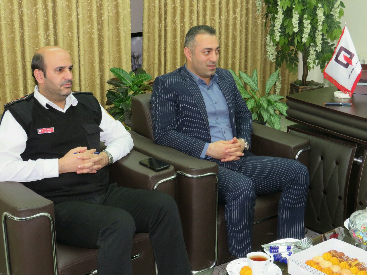 دیدار کارشناس دفتر امورشهری و مدیر عامل سازمان آتش نشانی قائمشهر با سرپرست سازمان