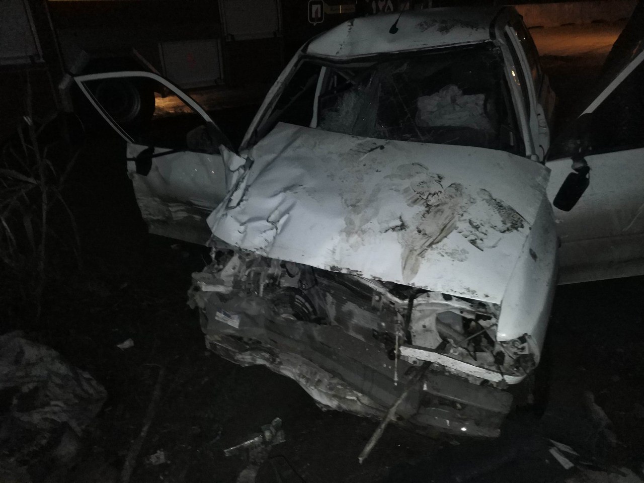 آتش سوزی منزل مسکونی/ برخورد سواری پراید با دیوار منزل مسکونی در حاشیه خیابان