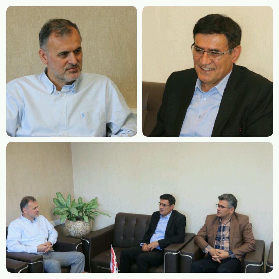 نشست صمیمی سرپرست سازمان آتش نشانی با ریاست انجمن خیرین شهرستان بابل