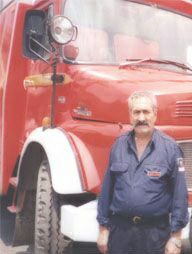 برگی ازتاریخ سازمان آتش نشانی بابل  تصویر مرحوم باب اله عبدی آتش نشان جوان ایستگاه شماره دو در سال ۱۳۶۶ که عصر روز گذشته بر اثر بیماری به رحمت خدا رفت.