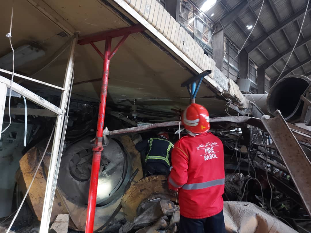 انفجار در شرکت خوراک دام، طیور و آبزیان سه کشته و دو مصدوم بر جای گذاشت.