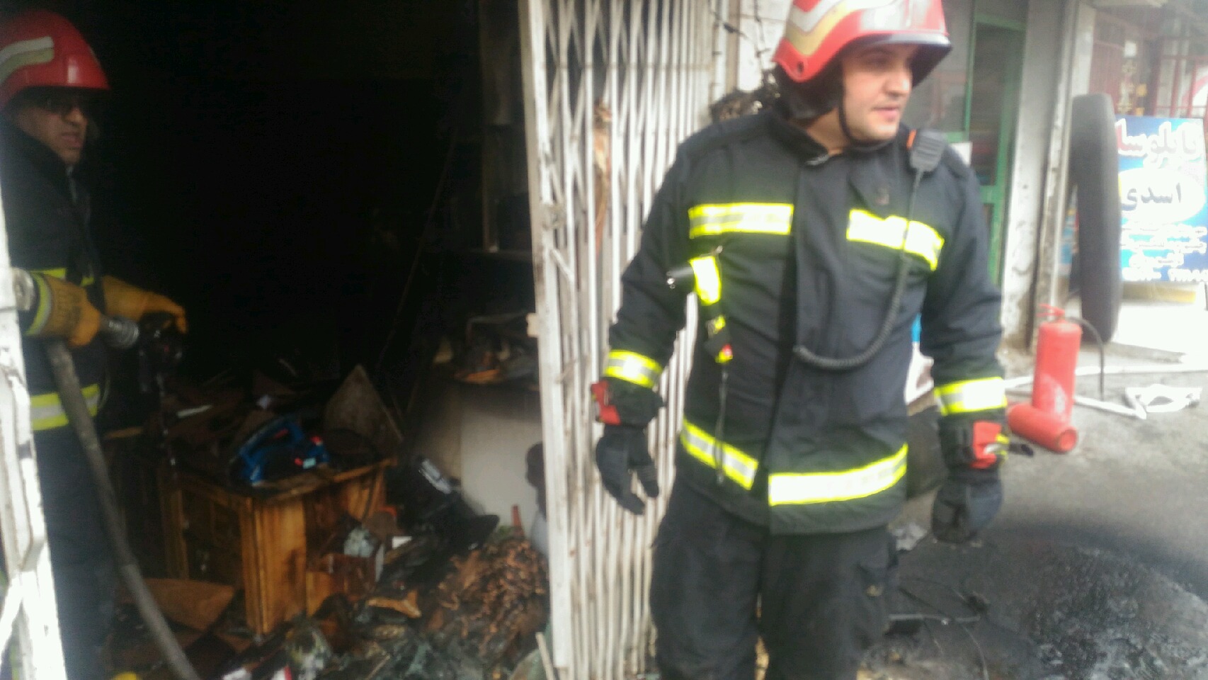 انفجار و آتش سوزی کارگاه تابلوسازی ودکوراسیون